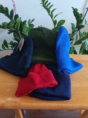 Knit Beanie Bundle - Red, Blue, Green, Navy Five